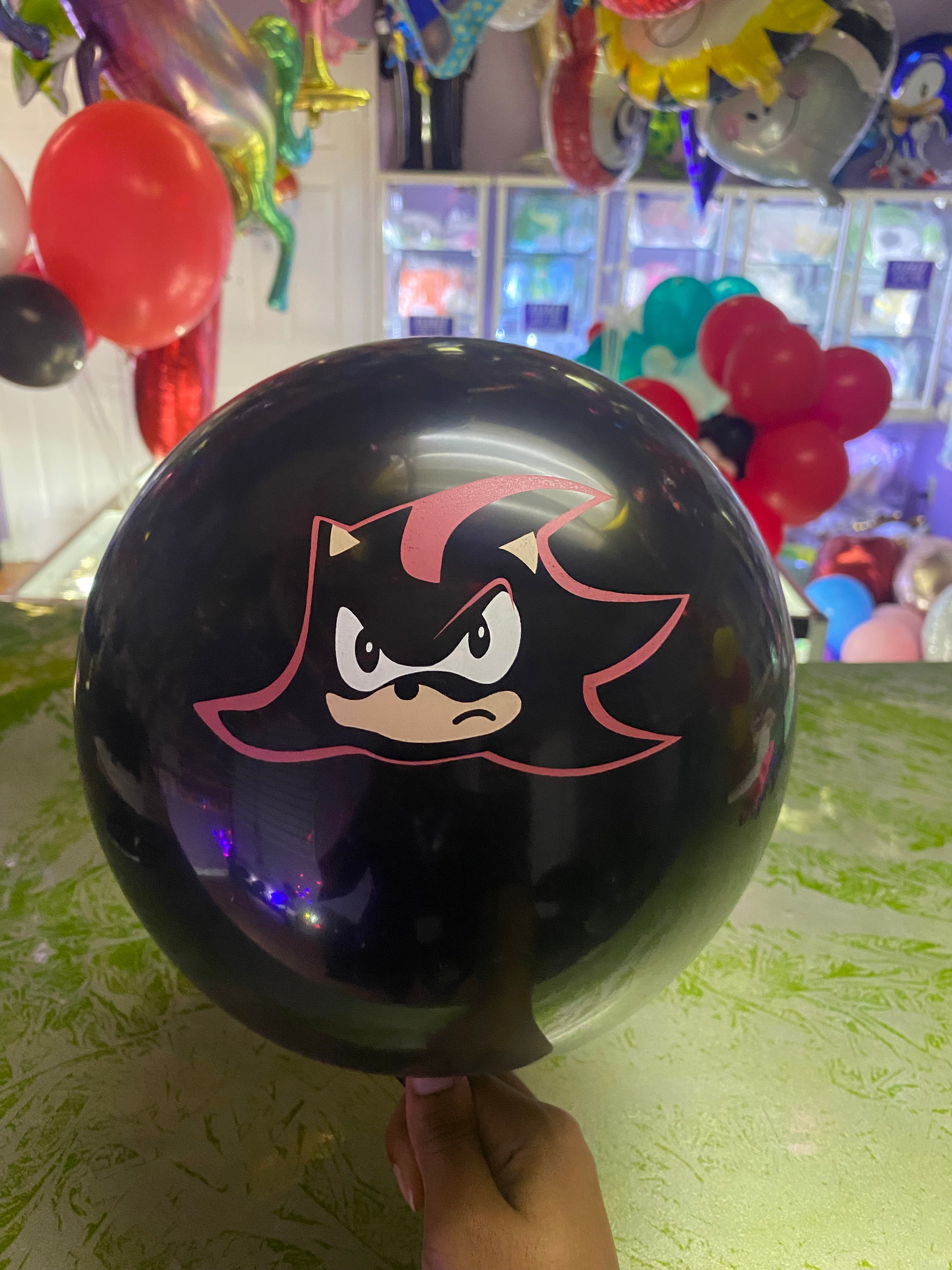 Sonic The Hedgehog Characters 12 Inch Latex Balloon - Image 2